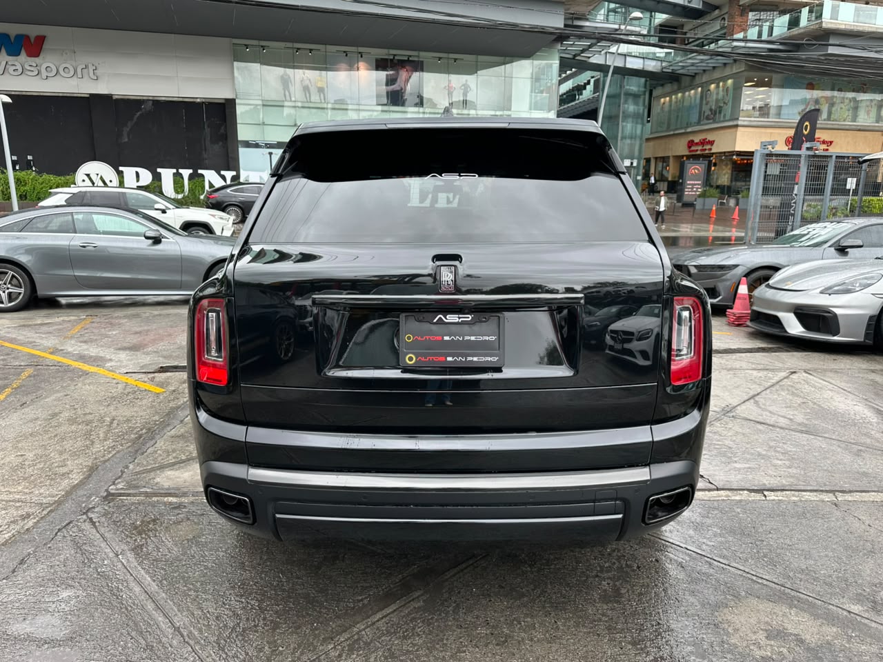 CULLINAN BLACK BADGE