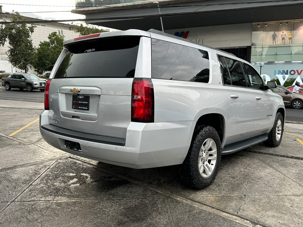 SUBURBAN LT BLINDAJE BALLISTIC NIVEL 3 PLUS
