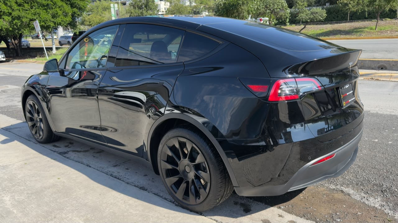 TESLA MODEL Y AUTONOMIA MAYOR 2021
