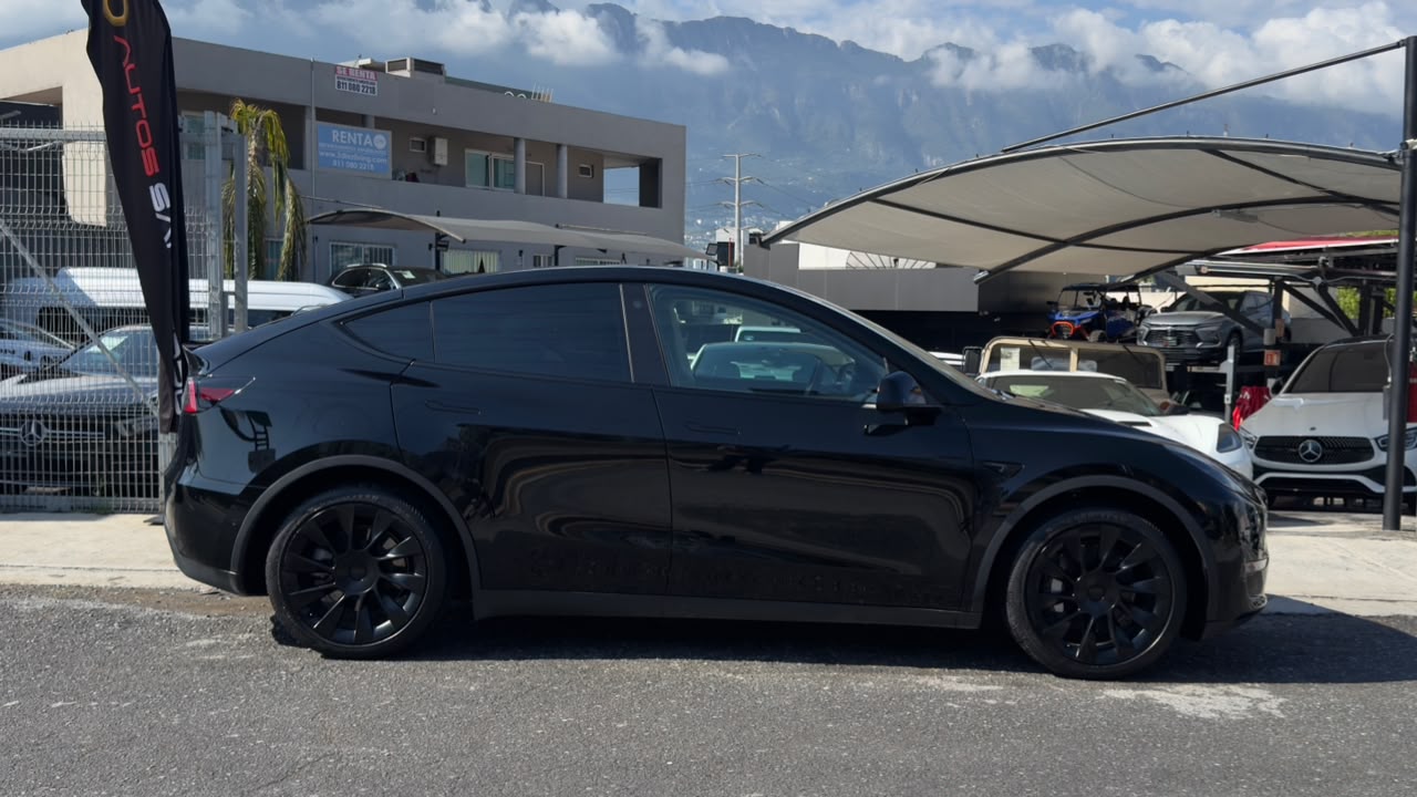 TESLA MODEL Y AUTONOMIA MAYOR 2021