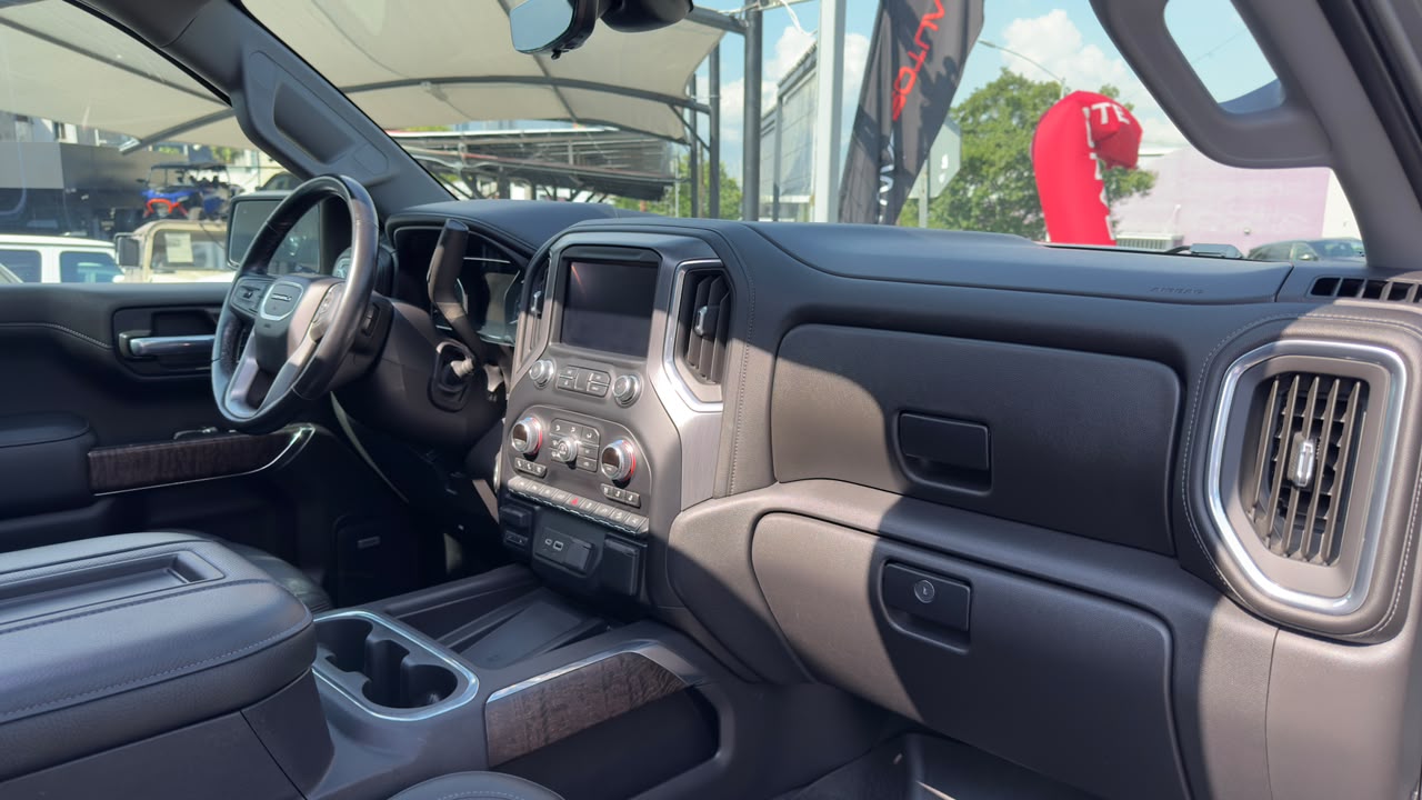 GMC SIERRA DENALI 2021