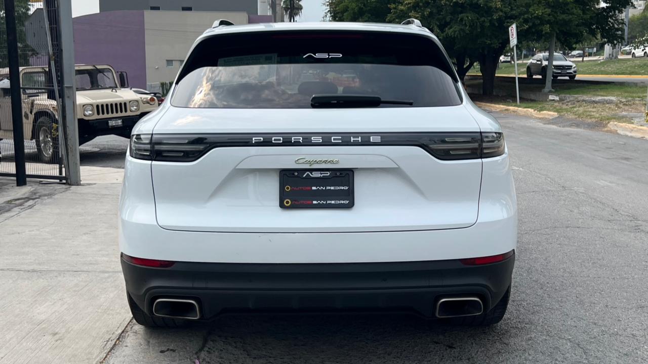 Porsche CAYENNE E-HYBRID 2021