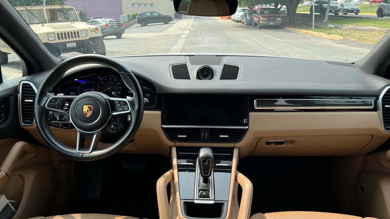 Porsche CAYENNE E-HYBRID 2021