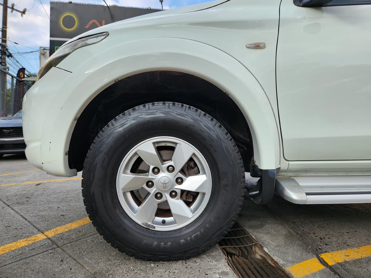 L200
