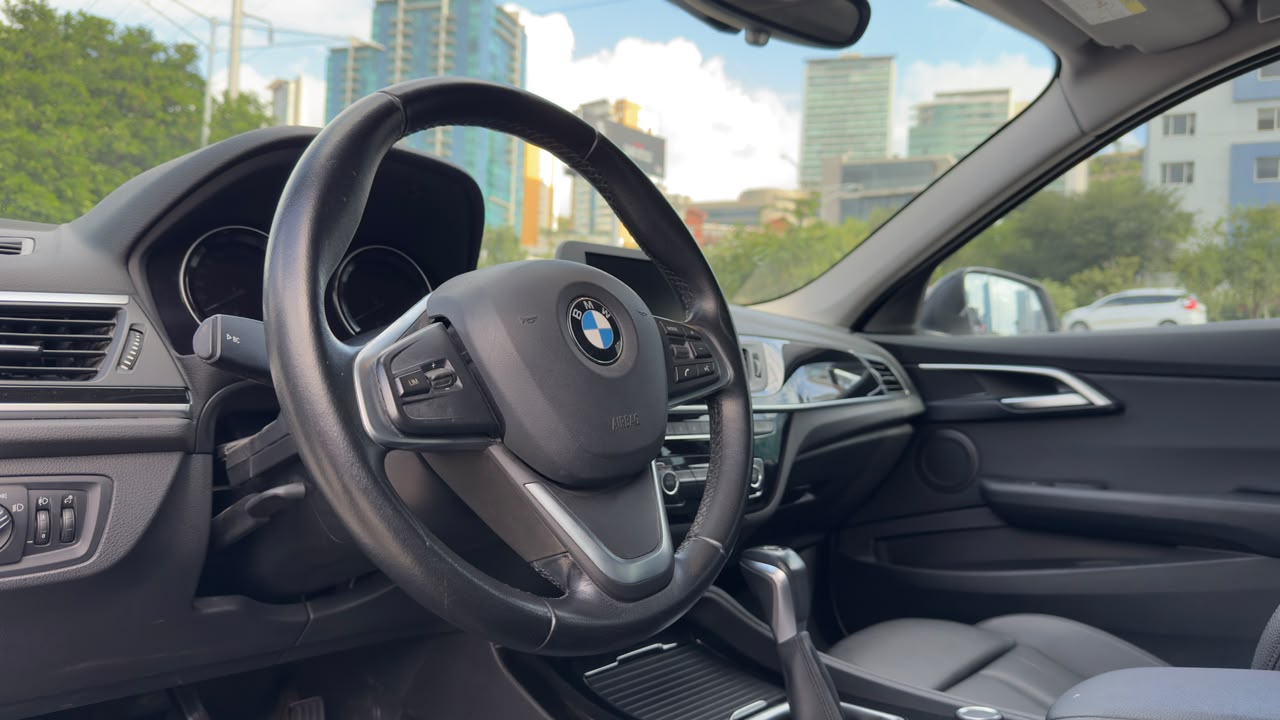 BMW 118I SPORTLINE 2019