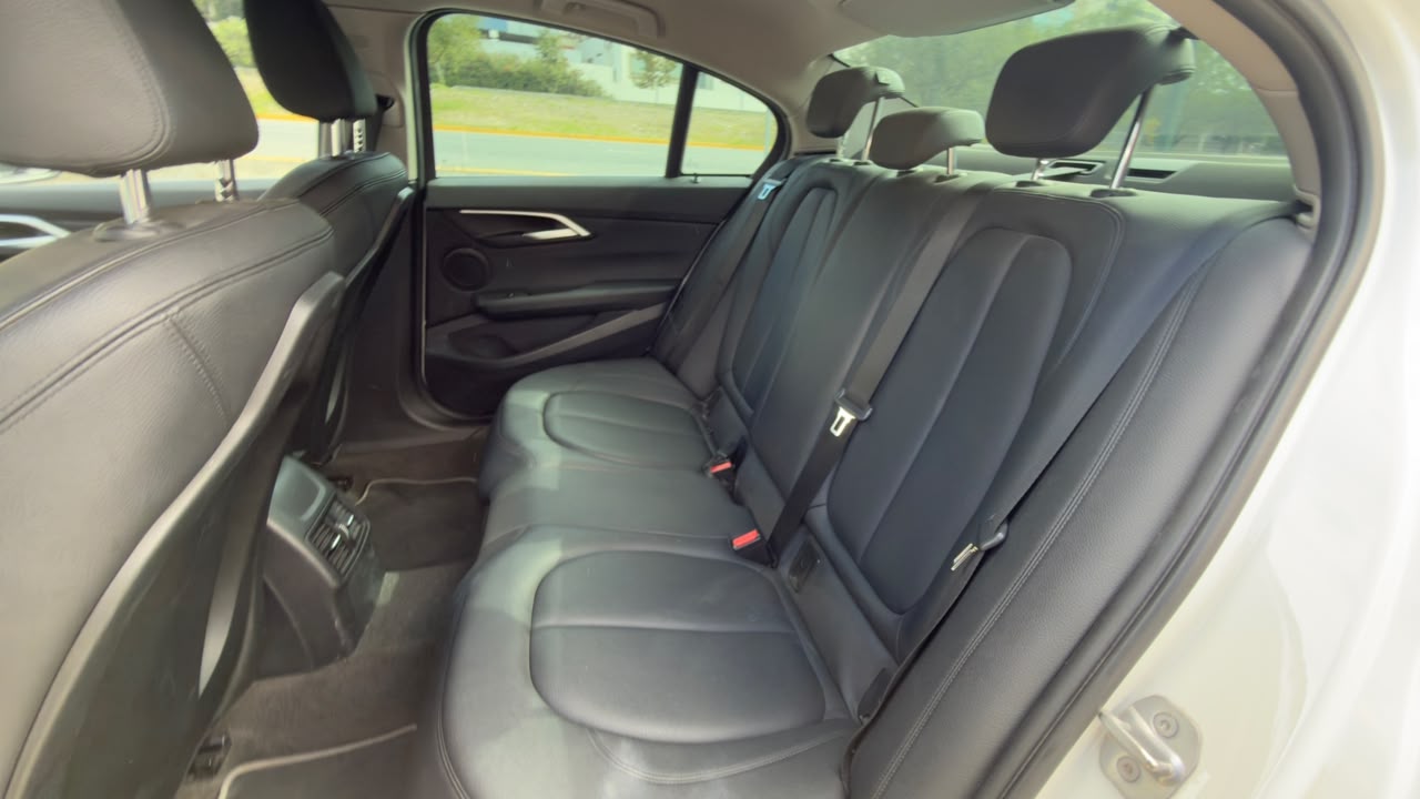 BMW 118I SPORTLINE 2019