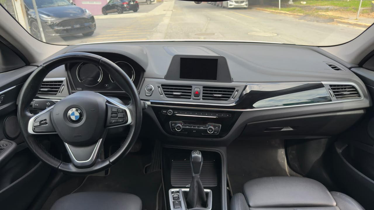 BMW 118I SPORTLINE 2019