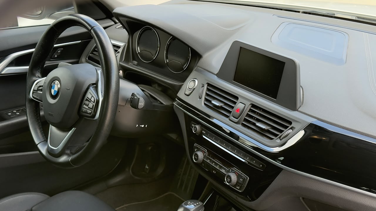 BMW 118I SPORTLINE 2019