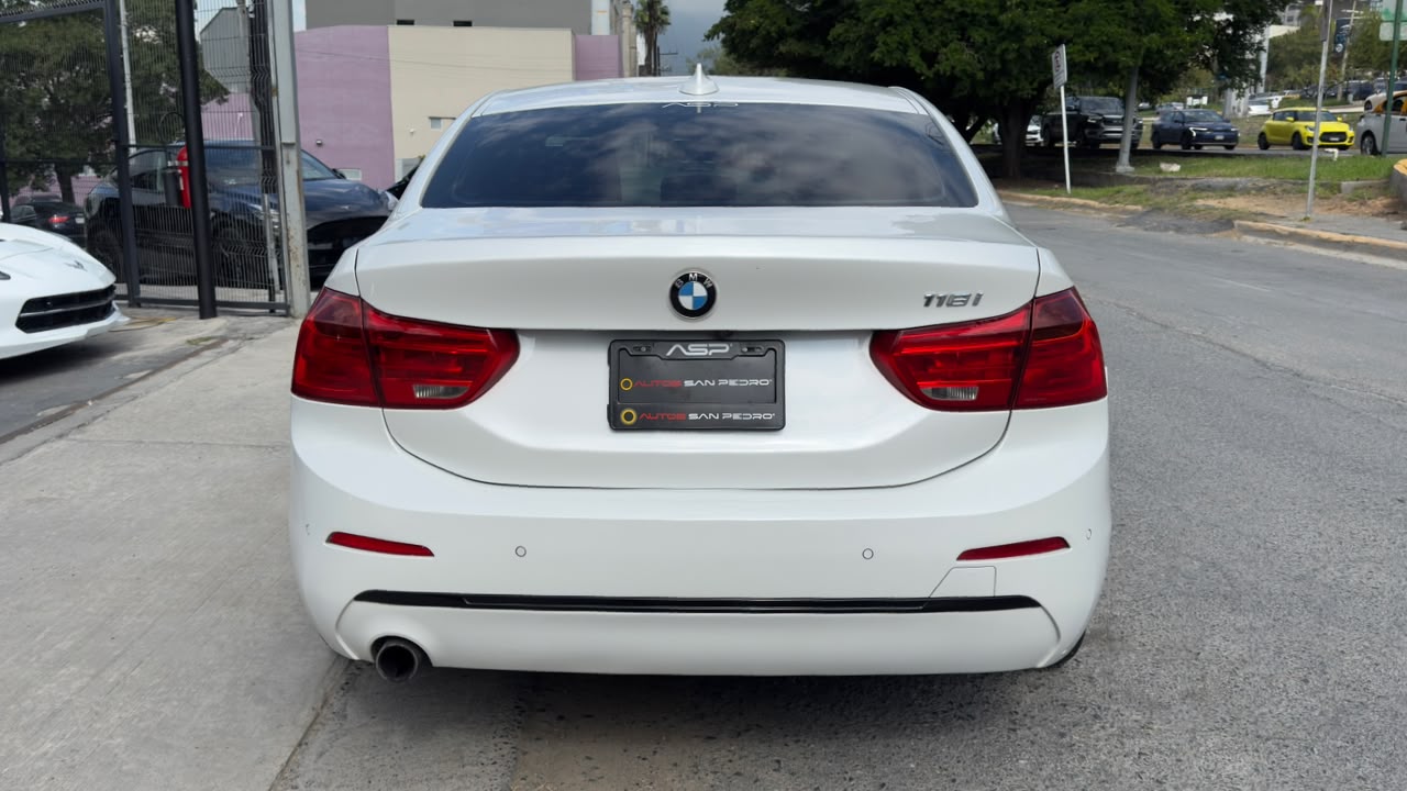 BMW 118I SPORTLINE 2019