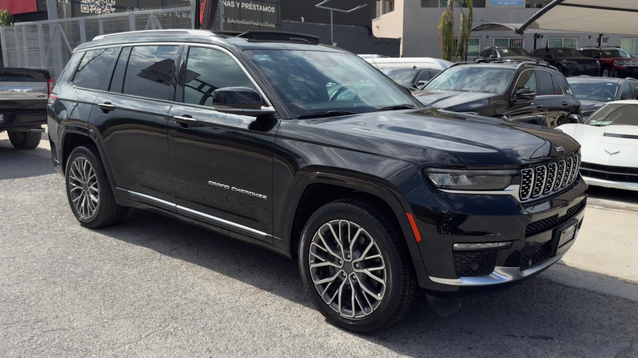 JEEP GRAND CHEROKEE SUMMIT 2023