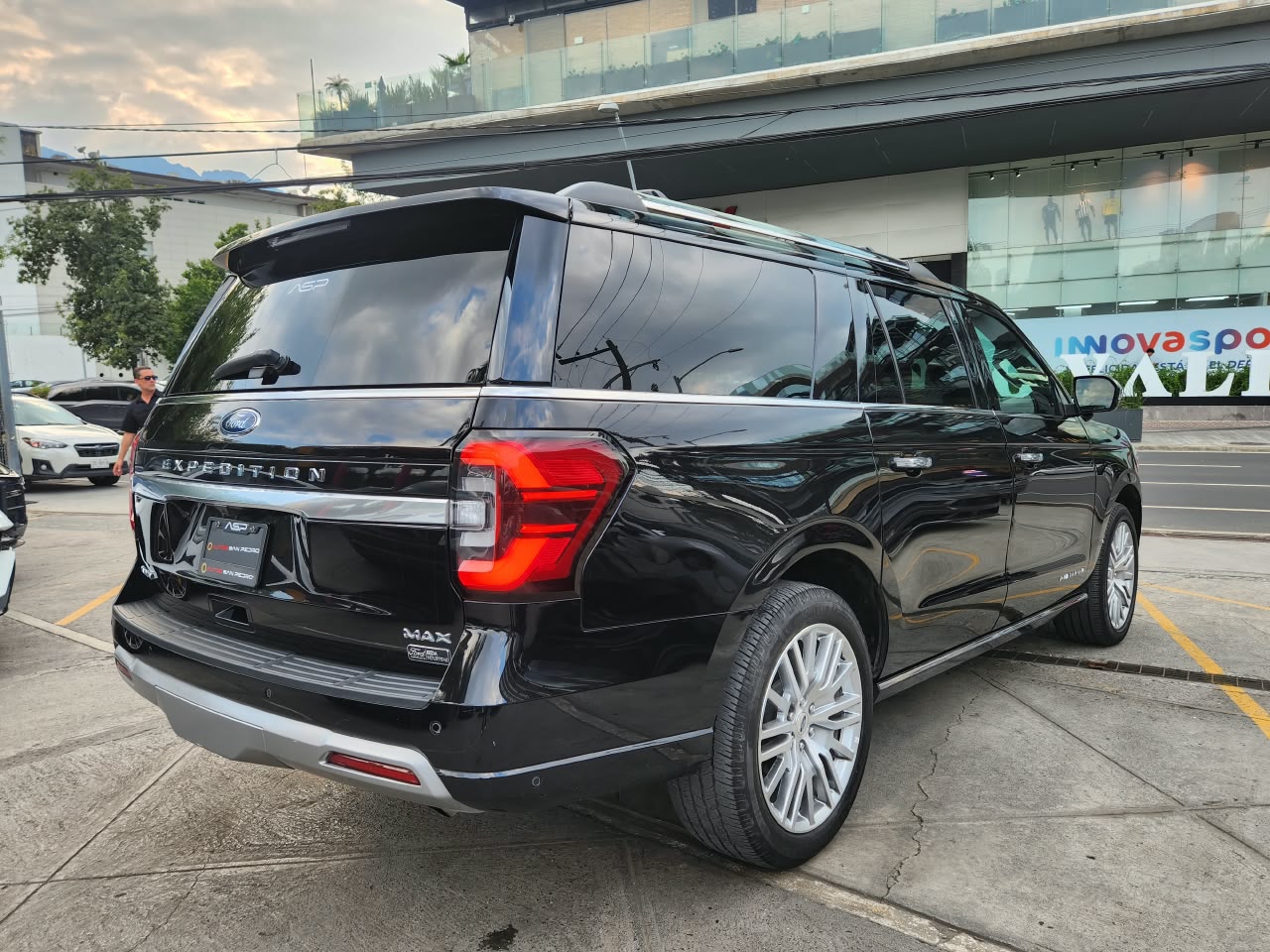 EXPEDITION PLATINUM MAX