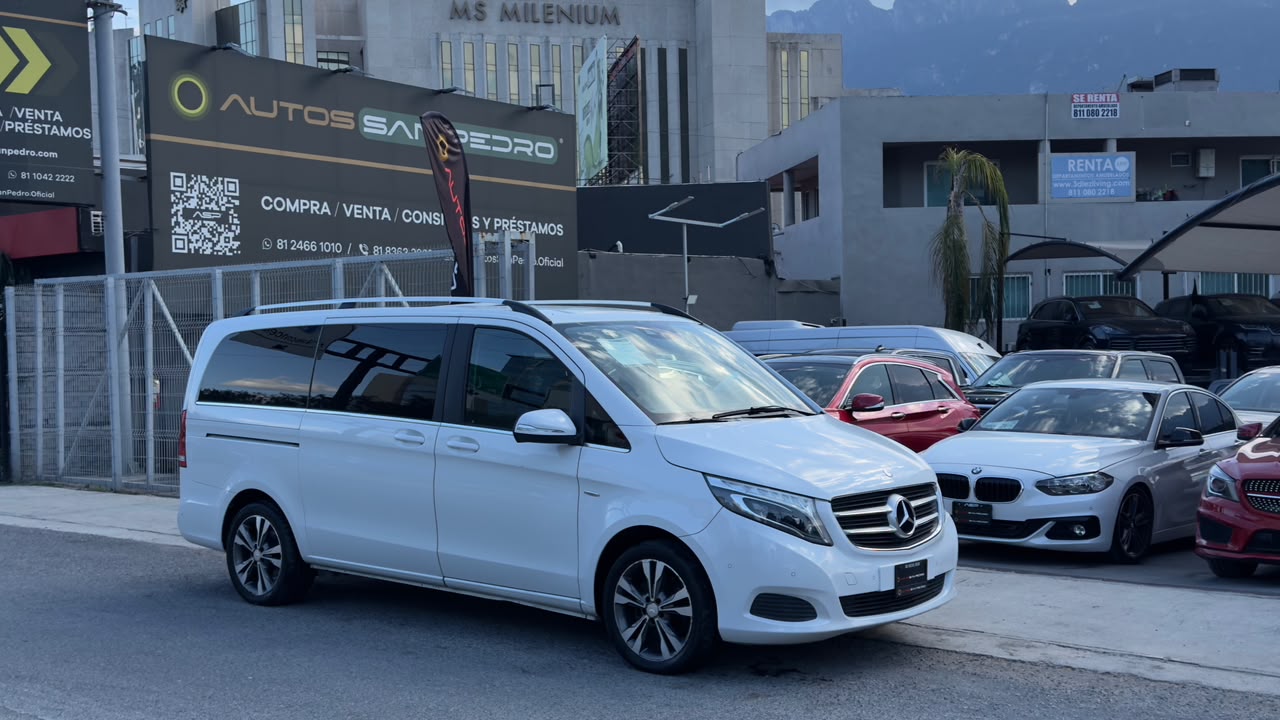 MERCEDES BENZ V220 AVANTGARDE 2017