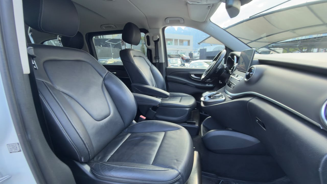 MERCEDES BENZ V220 AVANTGARDE 2017