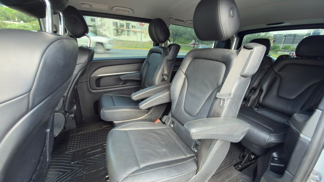 MERCEDES BENZ V220 AVANTGARDE 2017