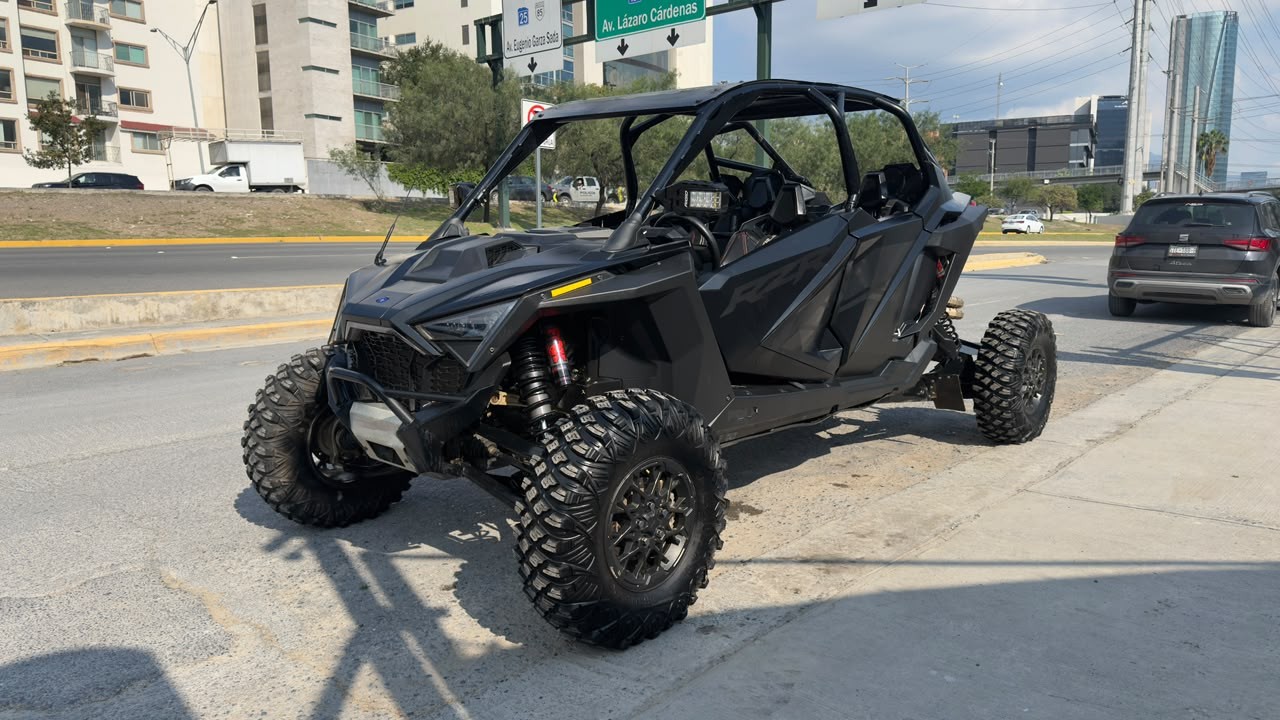 POLARIS RZR PRO R 4 ULTIMATE 2022