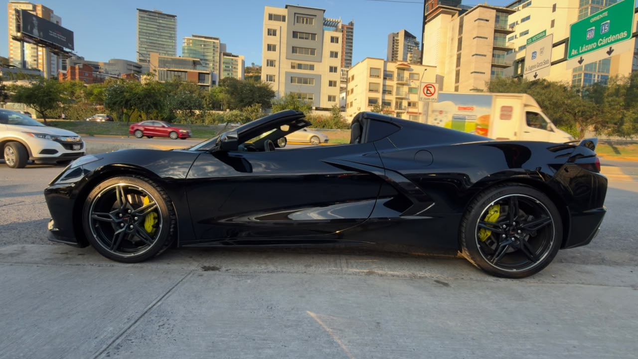 CHEVROLET CORVETTE STINGRAY Z51 2021