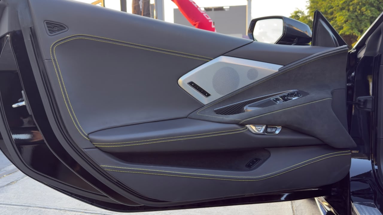 CHEVROLET CORVETTE STINGRAY Z51 2021