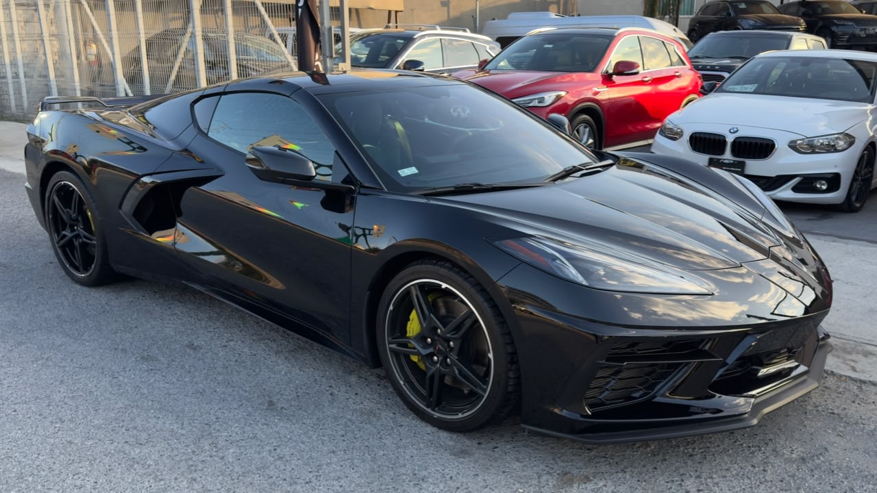 CHEVROLET CORVETTE STINGRAY Z51 2021