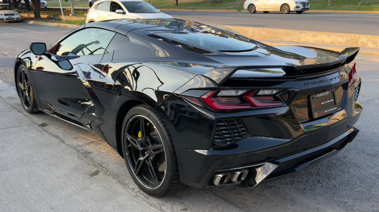 CHEVROLET CORVETTE STINGRAY Z51 2021