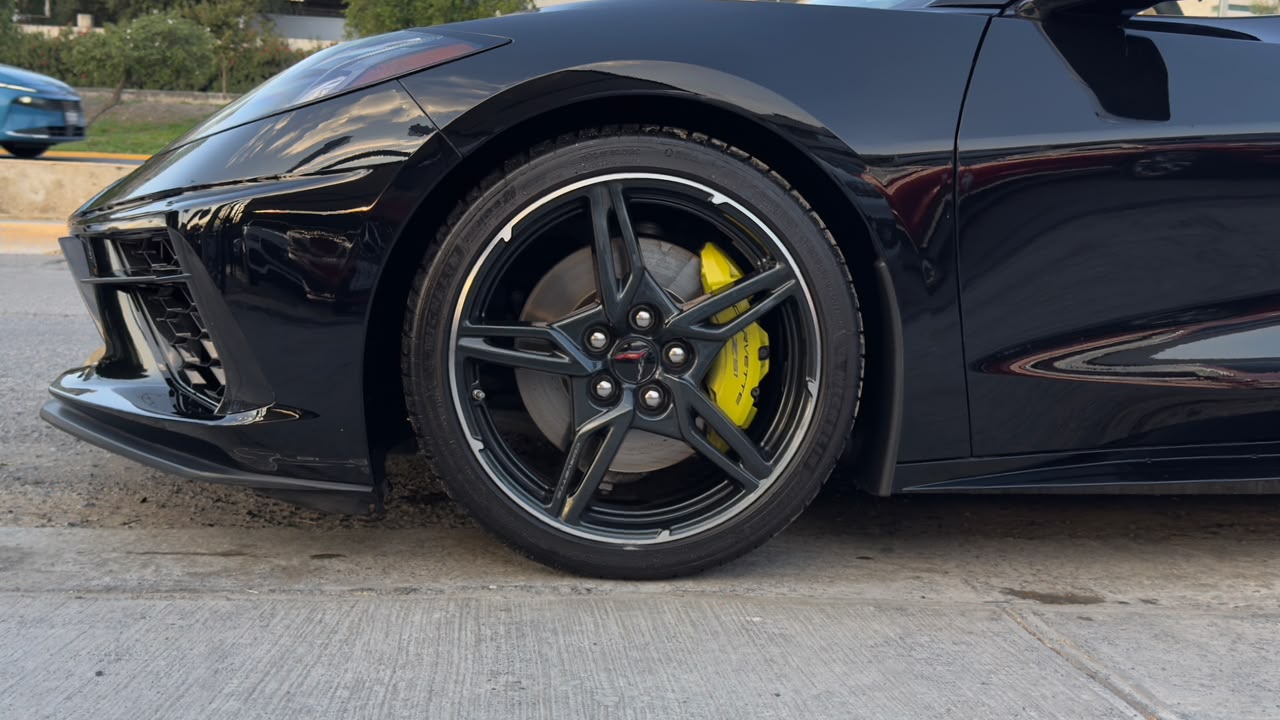 CHEVROLET CORVETTE STINGRAY Z51 2021