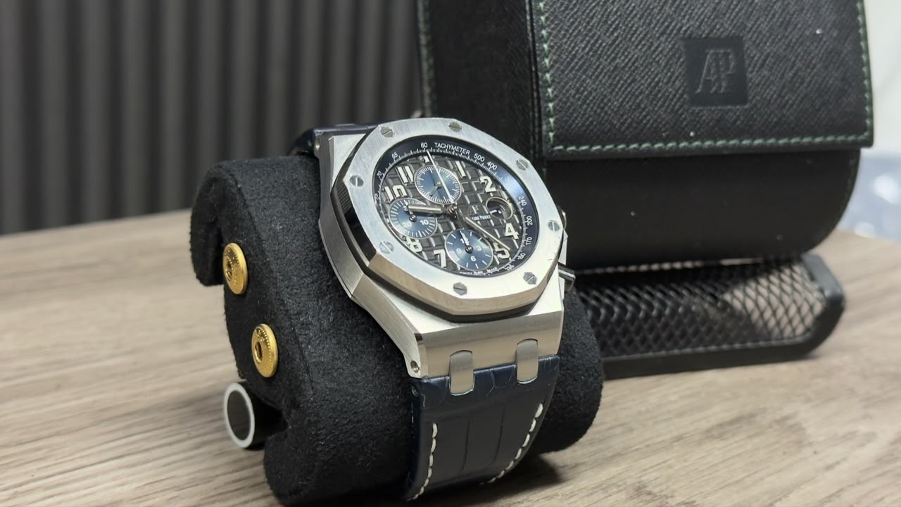 AUDEMARS PIGUET ROYAL OAK OFFSHORE CHRONOGRAPH NAVY