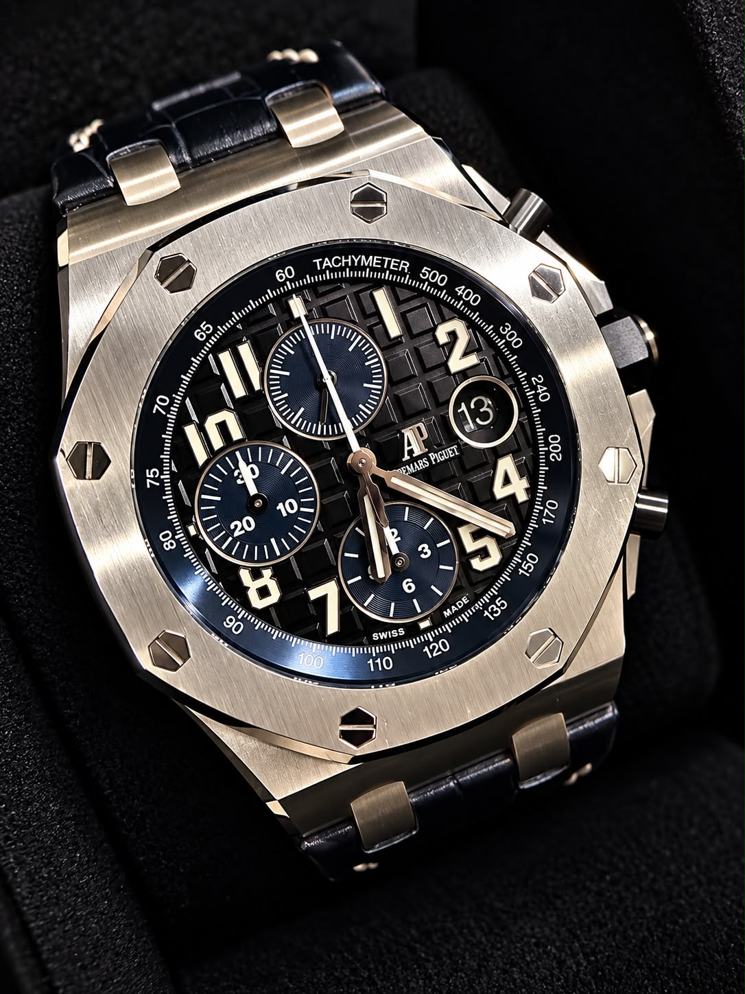 AUDEMARS PIGUET ROYAL OAK OFFSHORE CHRONOGRAPH NAVY