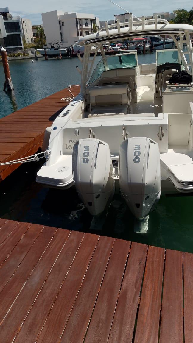 BOSTON WHALER 320 VANTAGE
