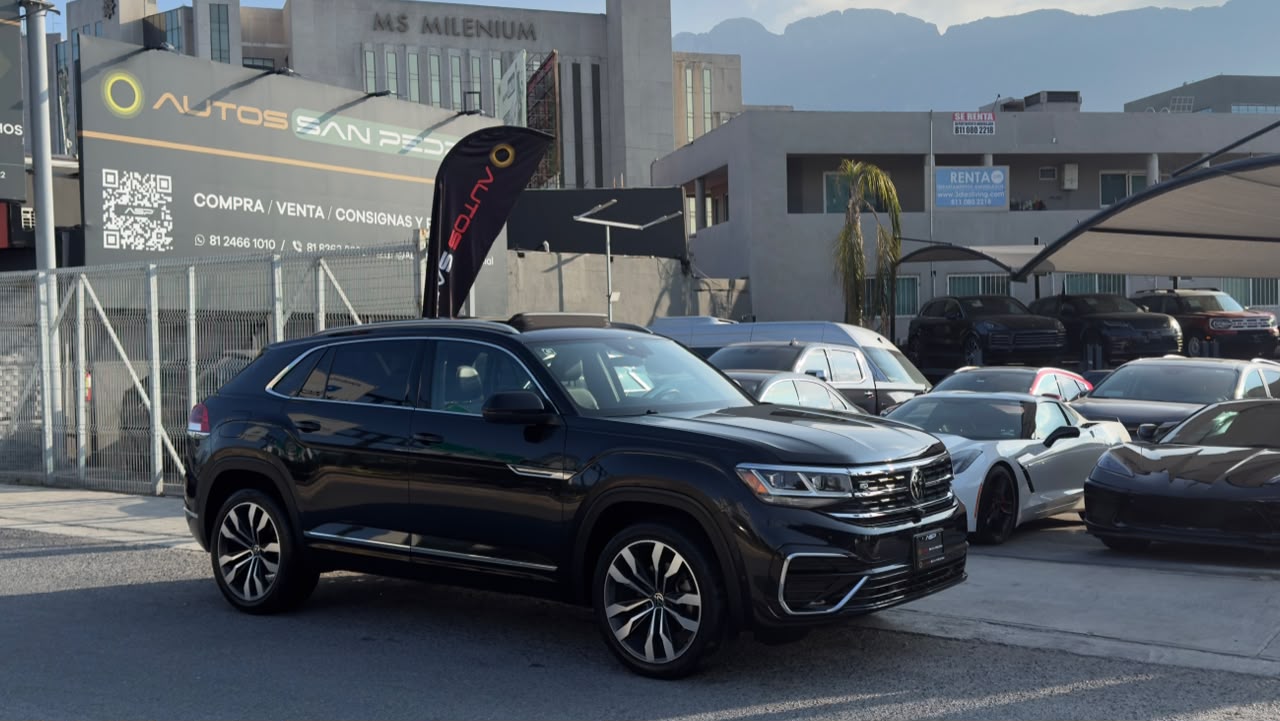 VOLKSWAGEN TERAMONT CROSS SPORT R-LINE 2022