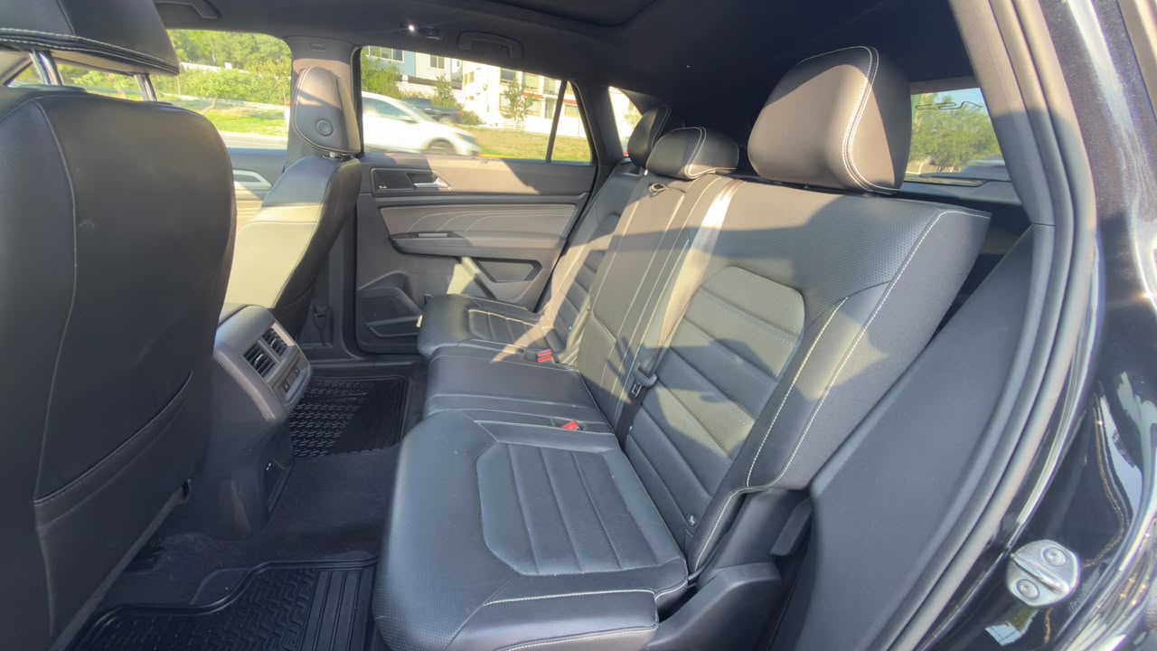 VOLKSWAGEN TERAMONT CROSS SPORT R-LINE 2022