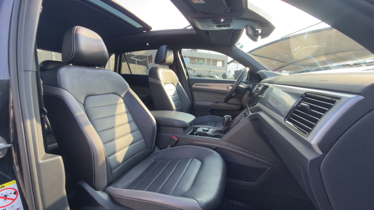 VOLKSWAGEN TERAMONT CROSS SPORT R-LINE 2022