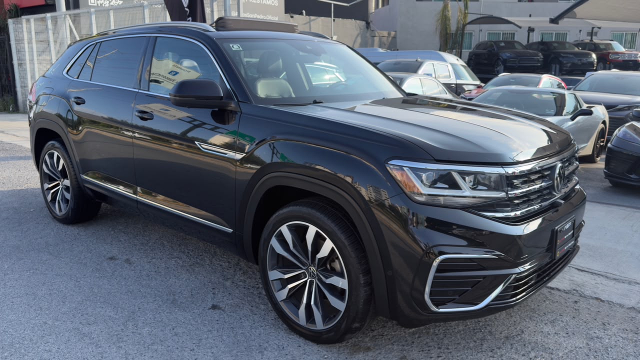 VOLKSWAGEN TERAMONT CROSS SPORT R-LINE 2022