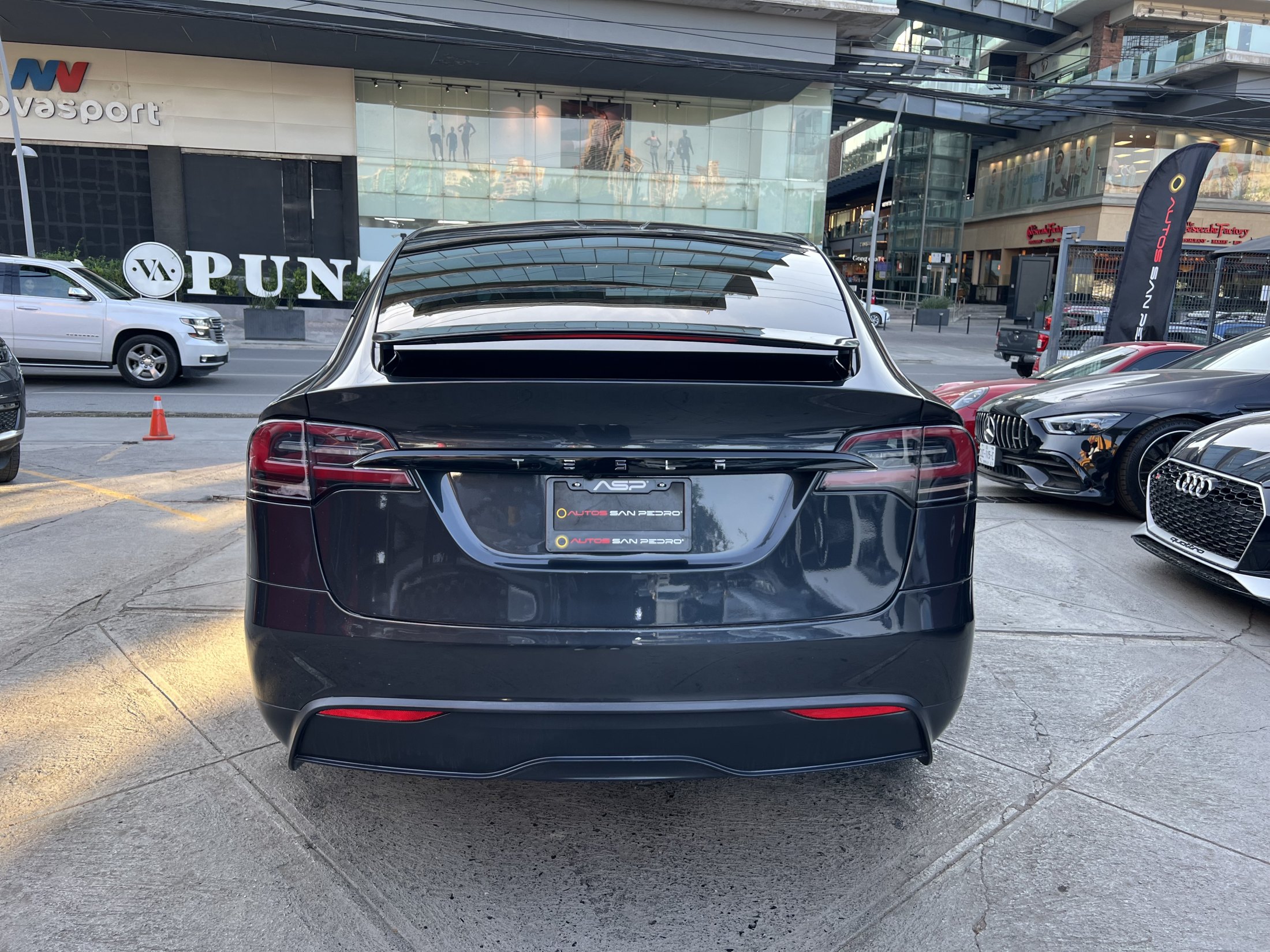 Tesla MODEL X AUTONOMIA MAYOR 2024