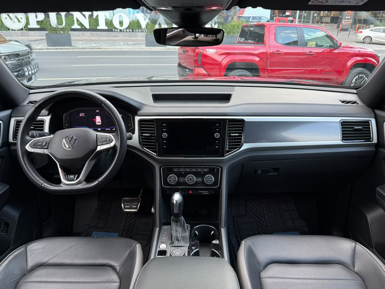 TERAMONT CROSS SPORT R-LINE