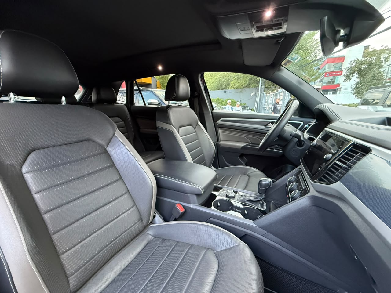 TERAMONT CROSS SPORT R-LINE