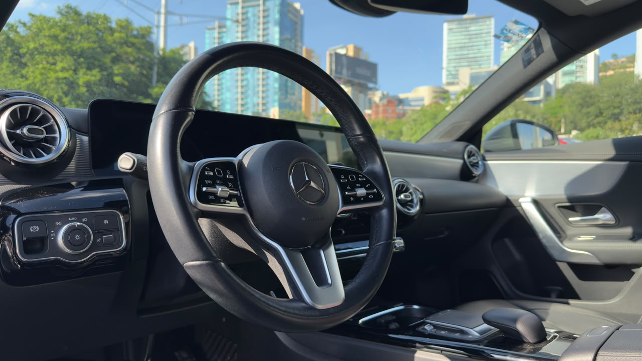 MERCEDES BENZ CLA 200 PROGRESSIVE 2021