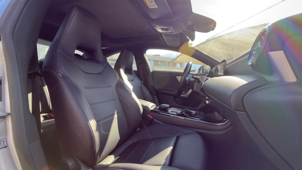 MERCEDES BENZ CLA 200 PROGRESSIVE 2021