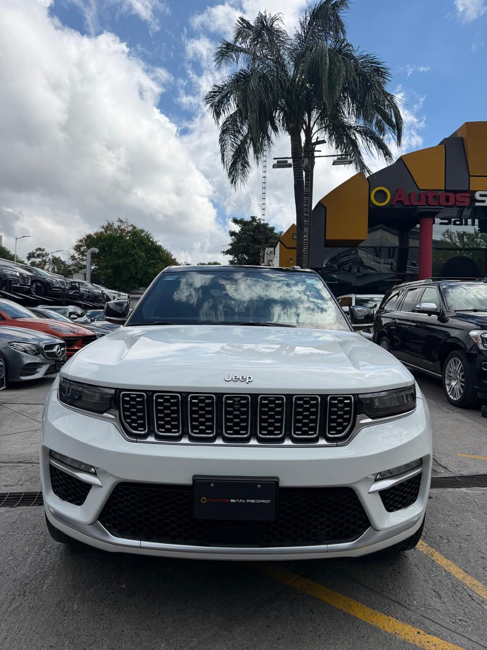GRAND CHEROKEE SUMMIT 4X4