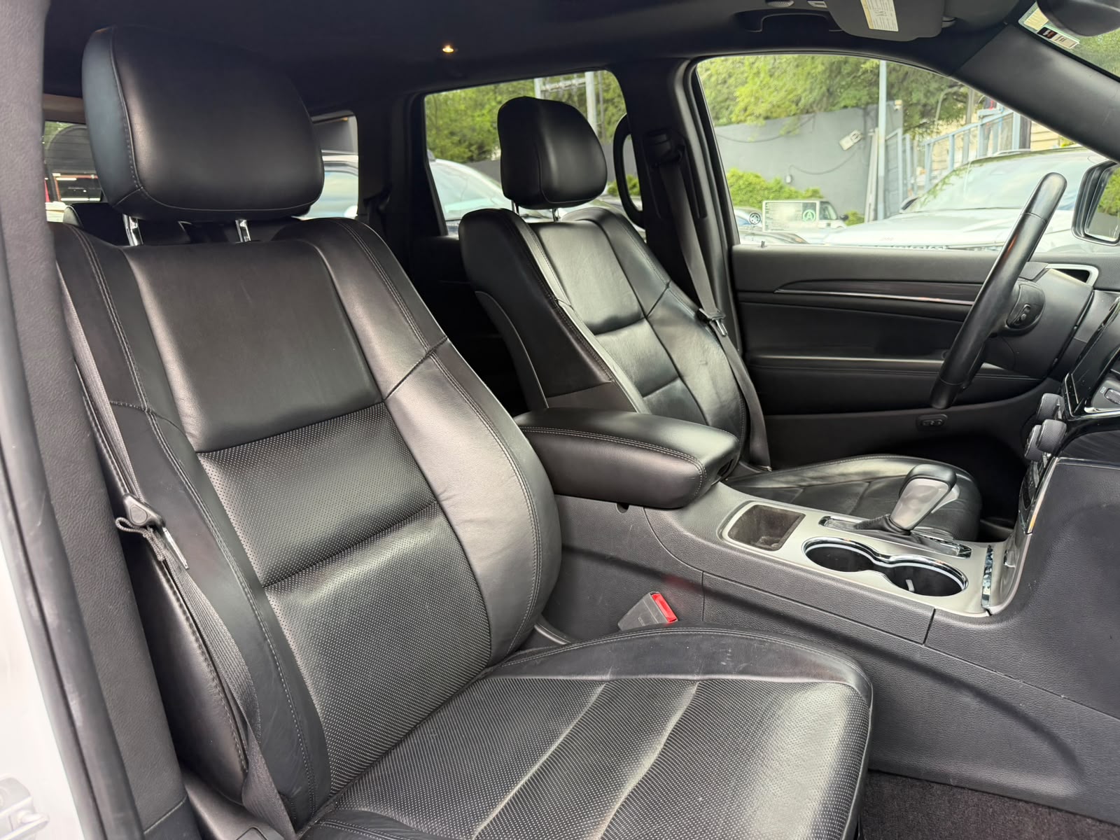 GRAND CHEROKEE LIMITED LUJO