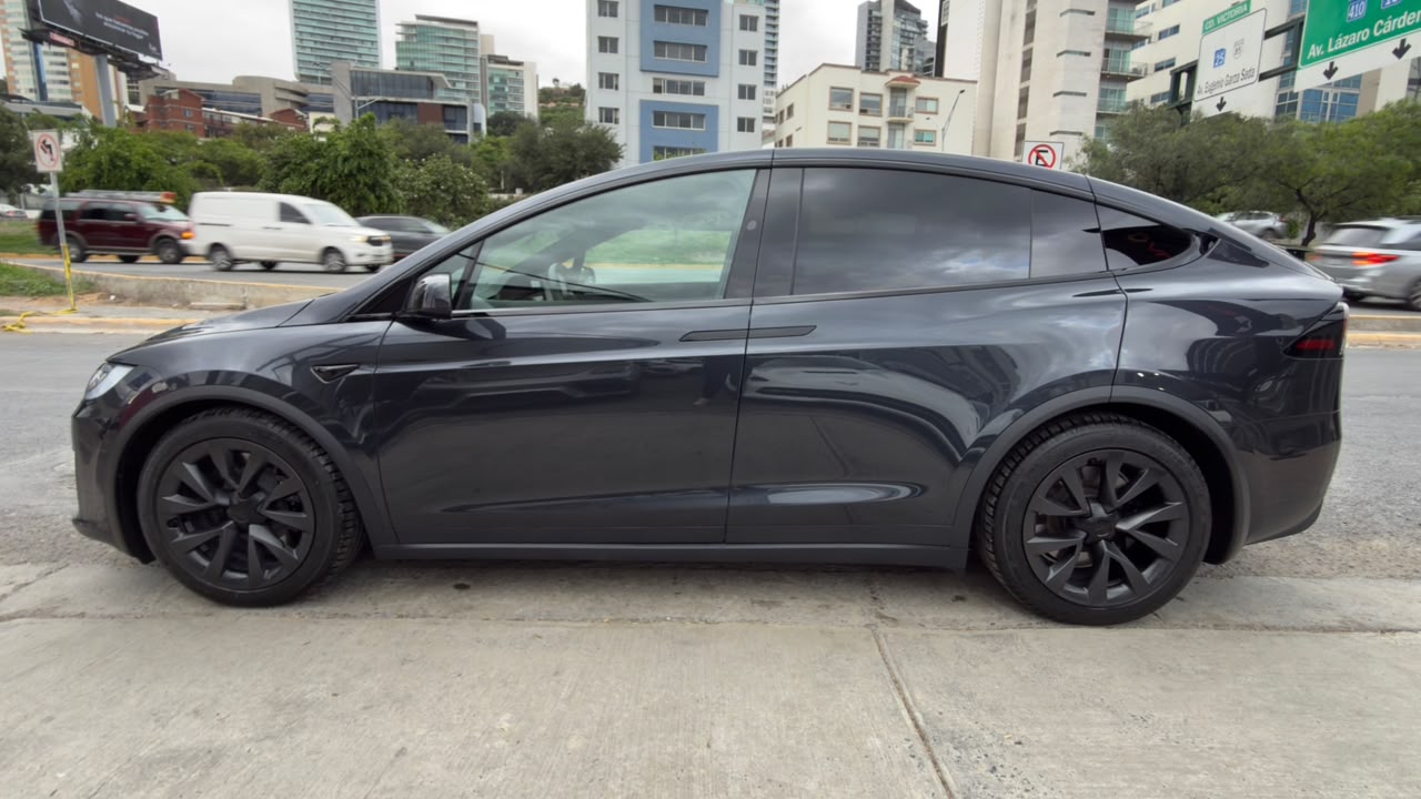 TESLA MODEL X AUTONOMIA MAYOR 2024
