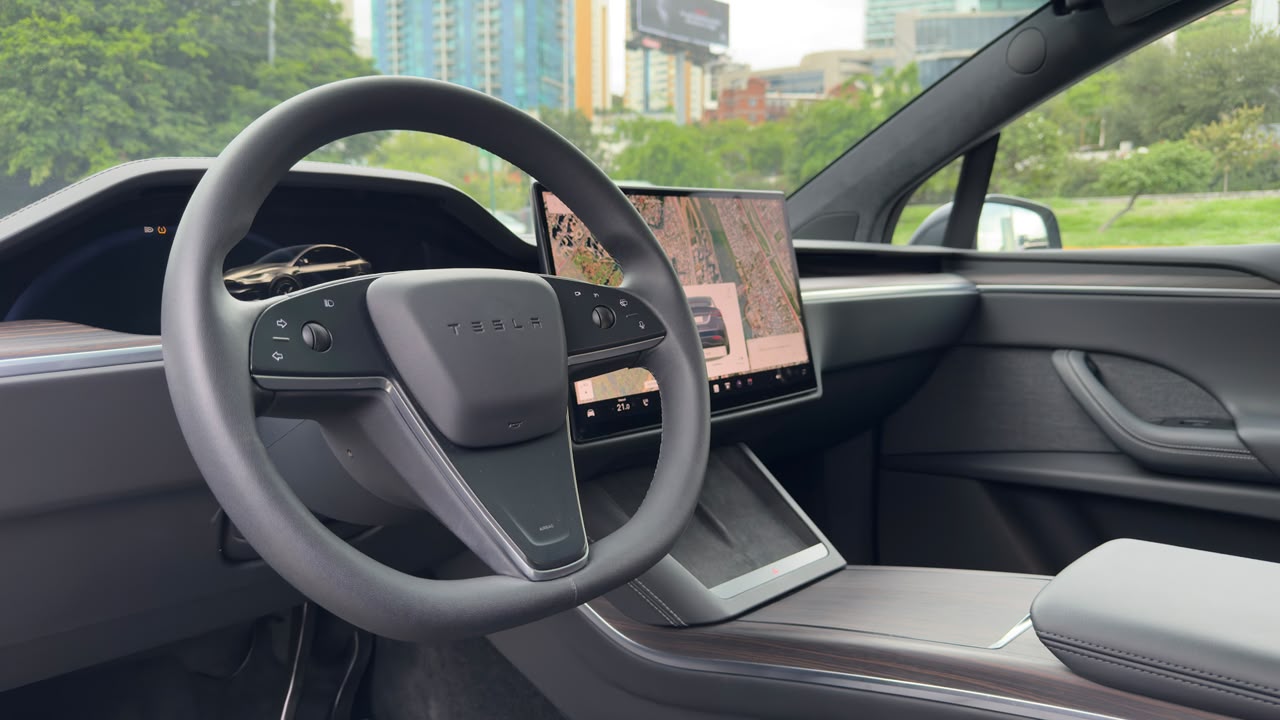 TESLA MODEL X AUTONOMIA MAYOR 2024