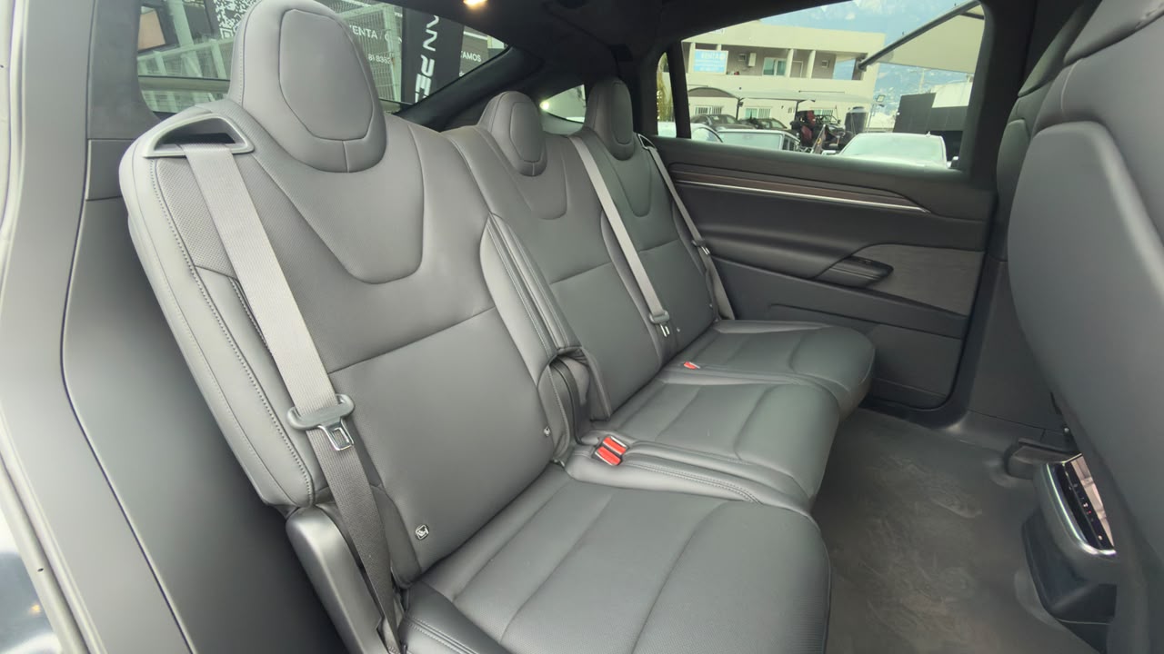 TESLA MODEL X AUTONOMIA MAYOR 2024