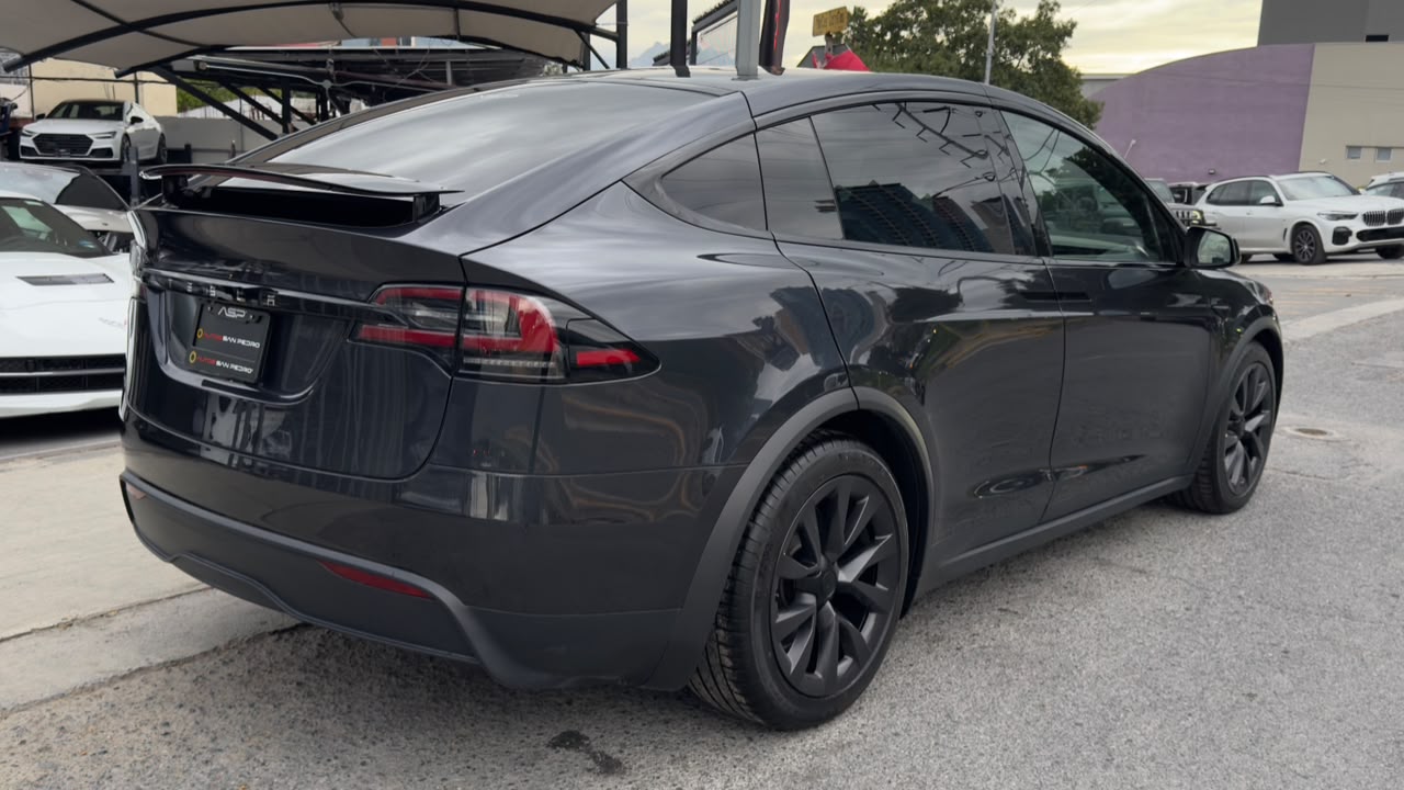 TESLA MODEL X AUTONOMIA MAYOR 2024