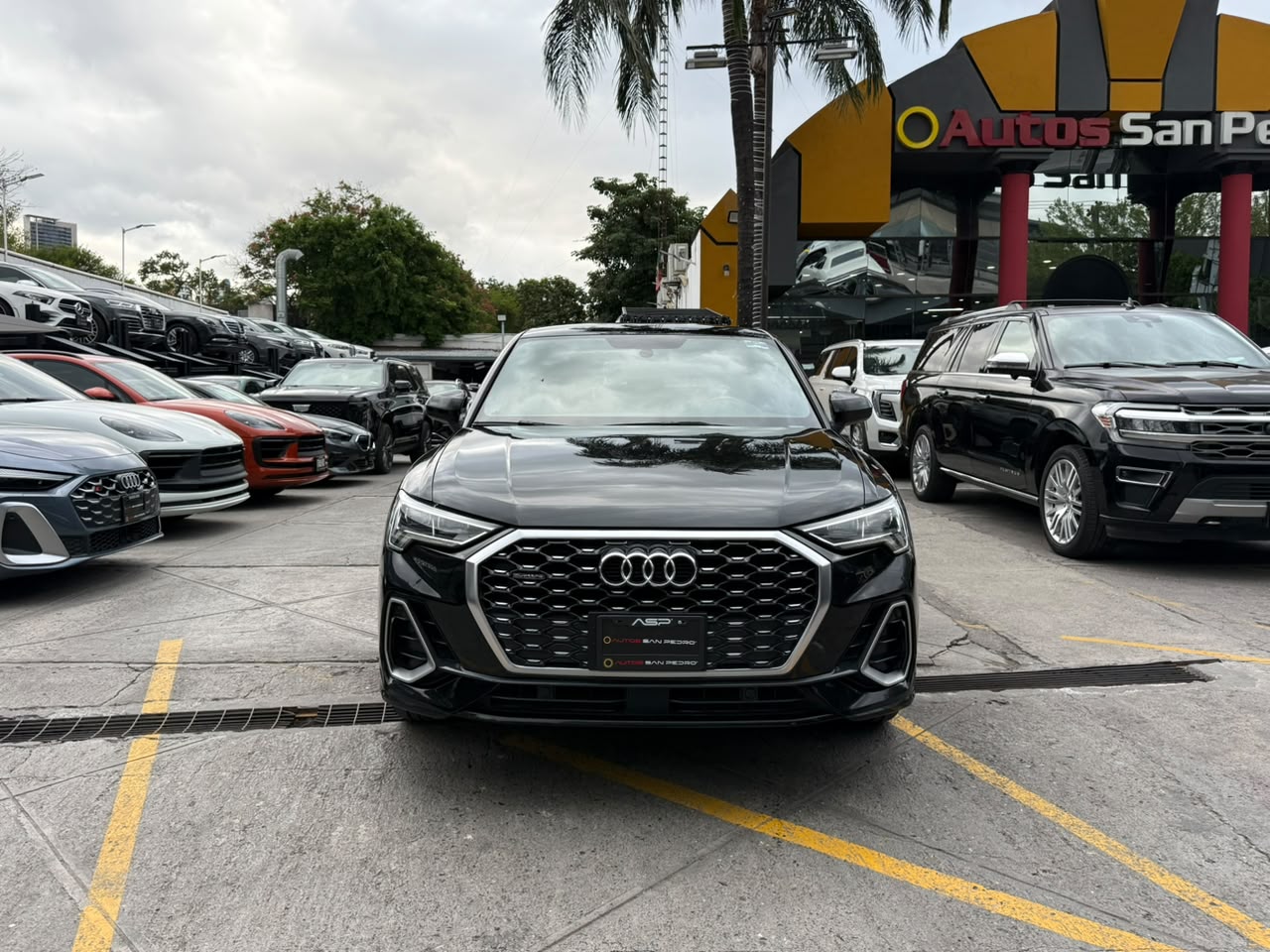 Q3 SB 40 TFSI S LINE