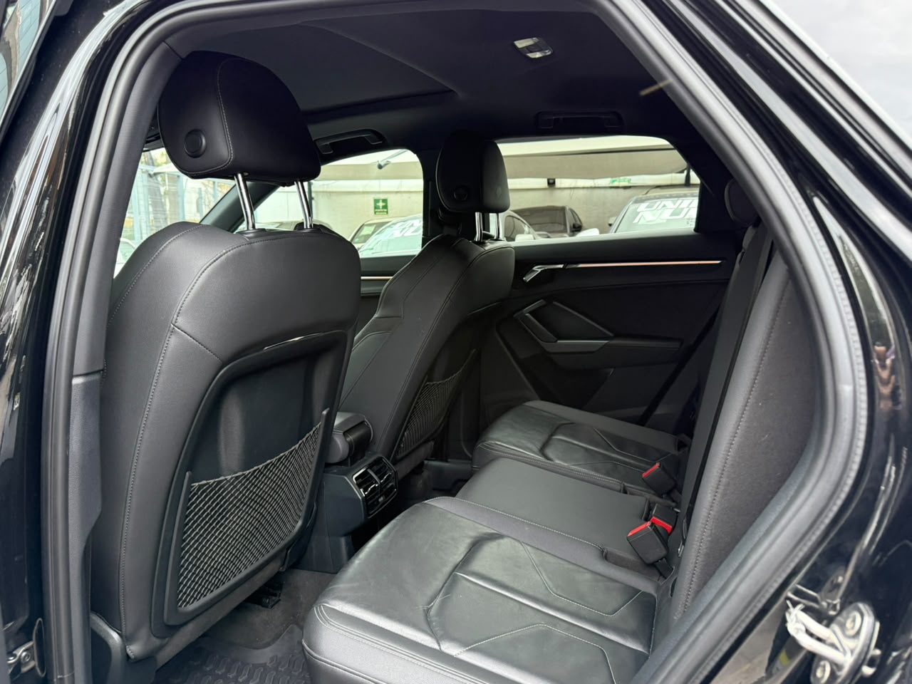 Q3 SB 40 TFSI S LINE