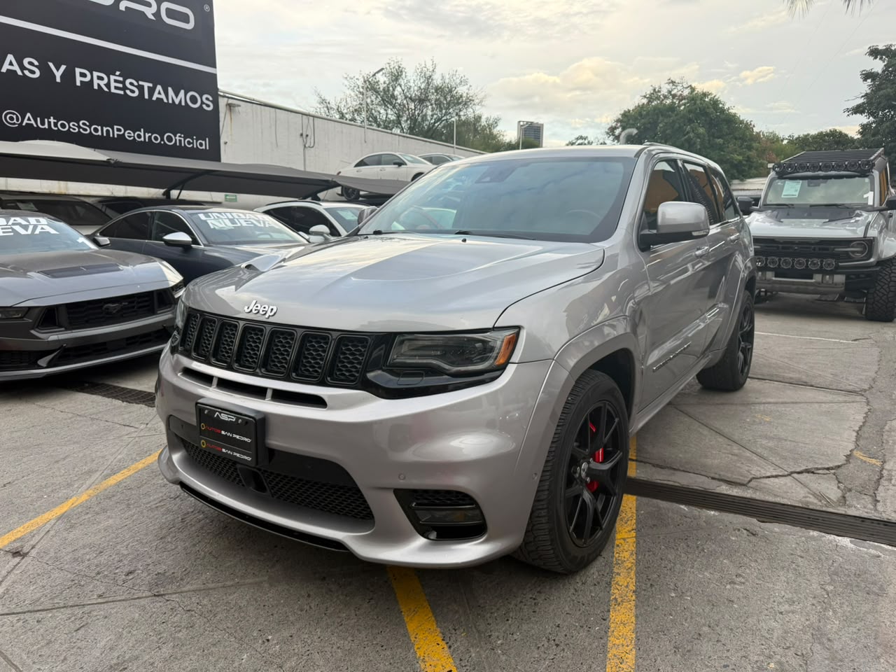 GRAND CHEROKEE SRT8