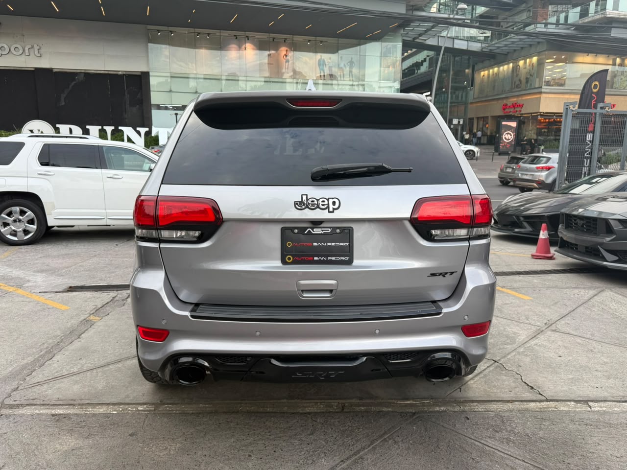GRAND CHEROKEE SRT8
