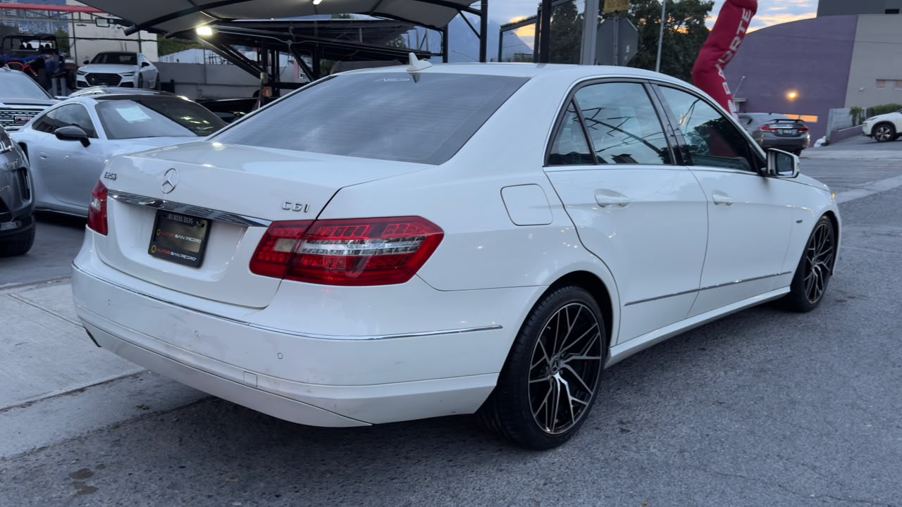 MERCEDES BENZ E 250 AVANTGARDE 2011