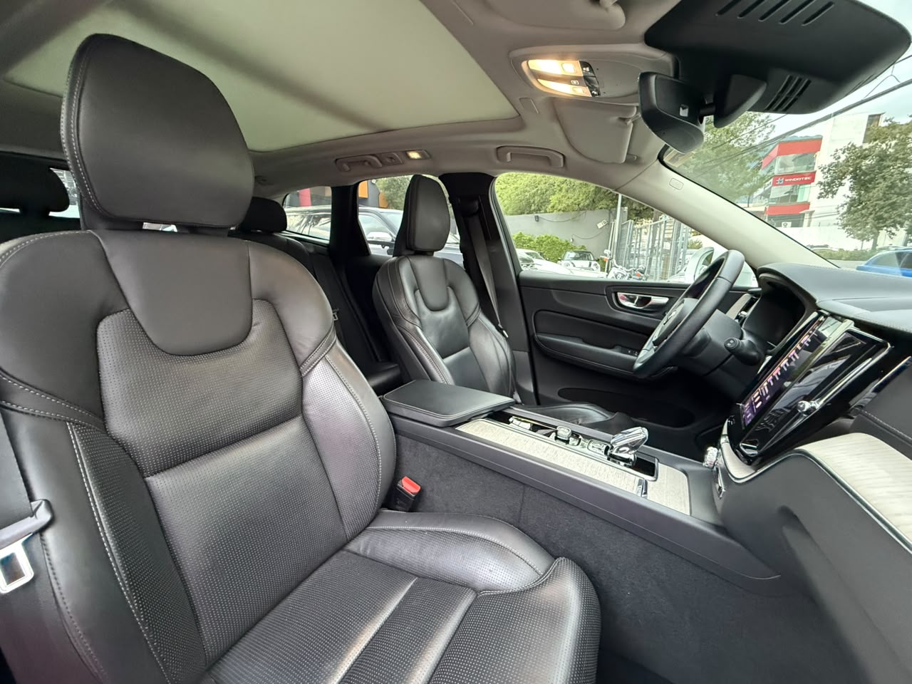 XC60 INSCRIPTION B6 AWD