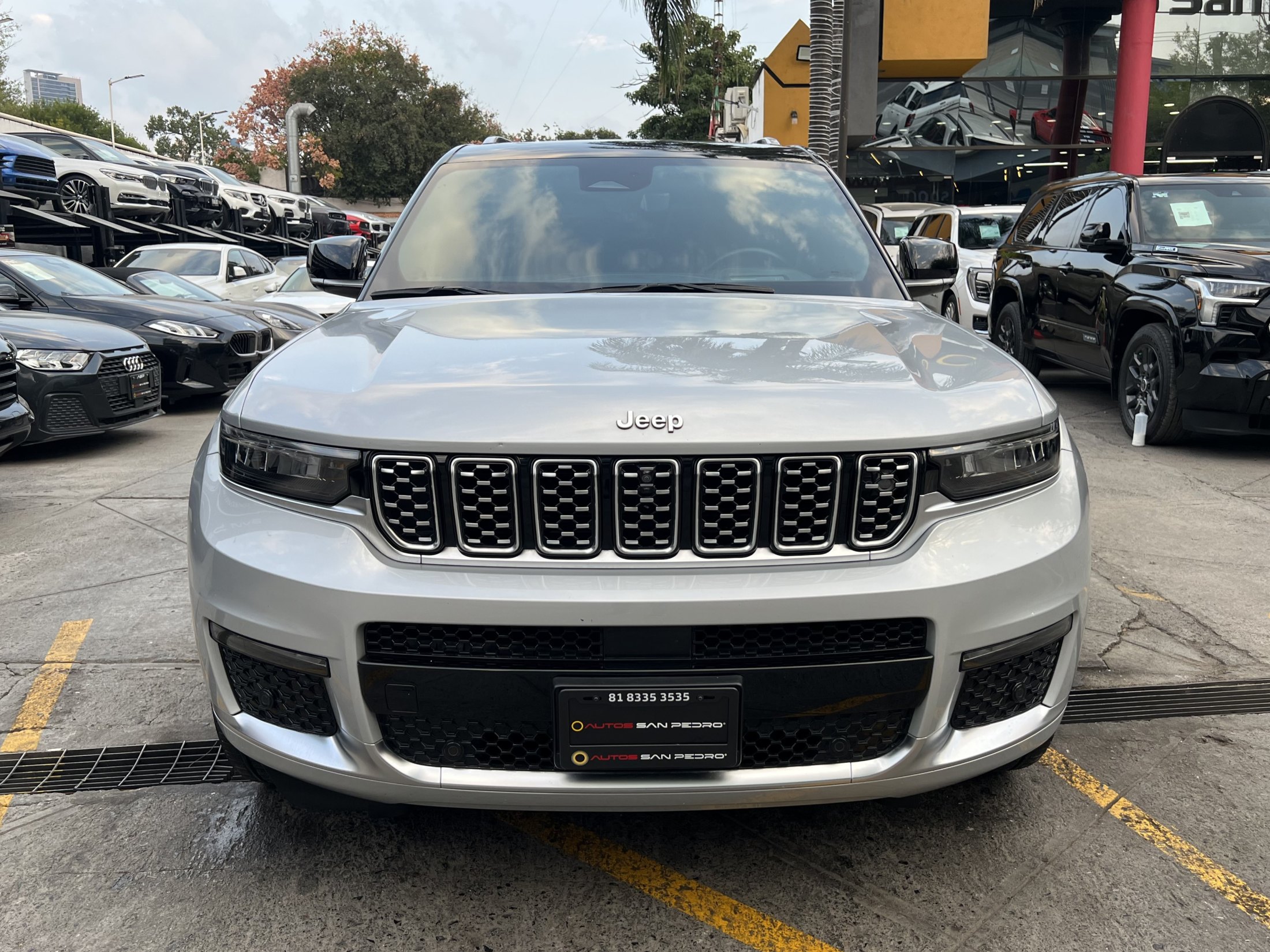 GRAND CHEROKEE SUMMIT 4X4