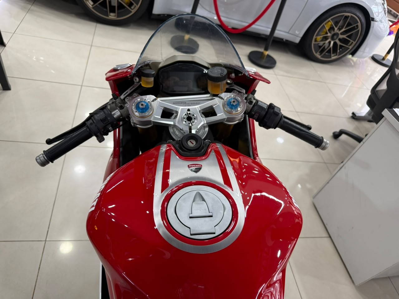 DUCATI SUPERBIKE1299